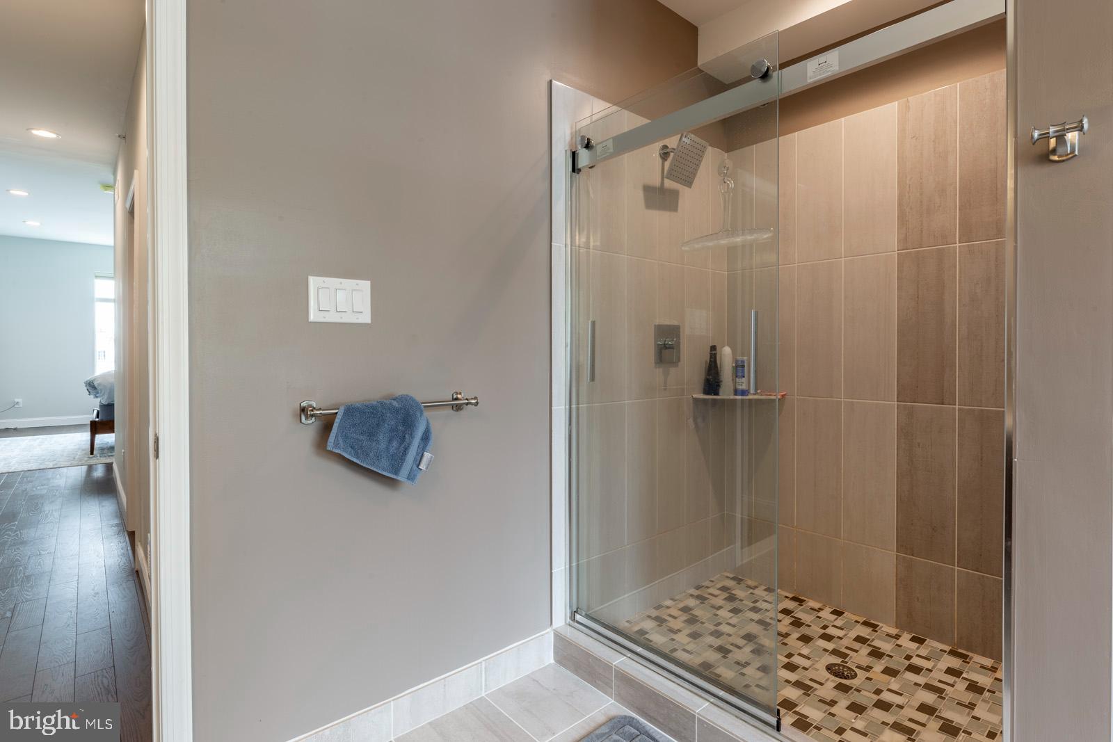 EAST KENSINGTON - Residential Lease