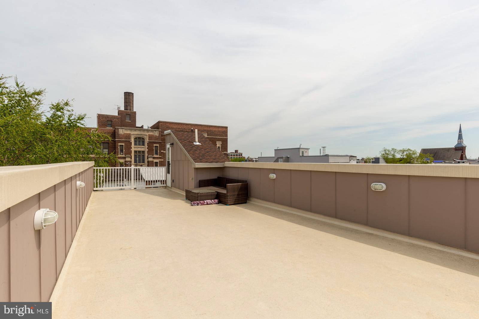 EAST KENSINGTON - Residential Lease