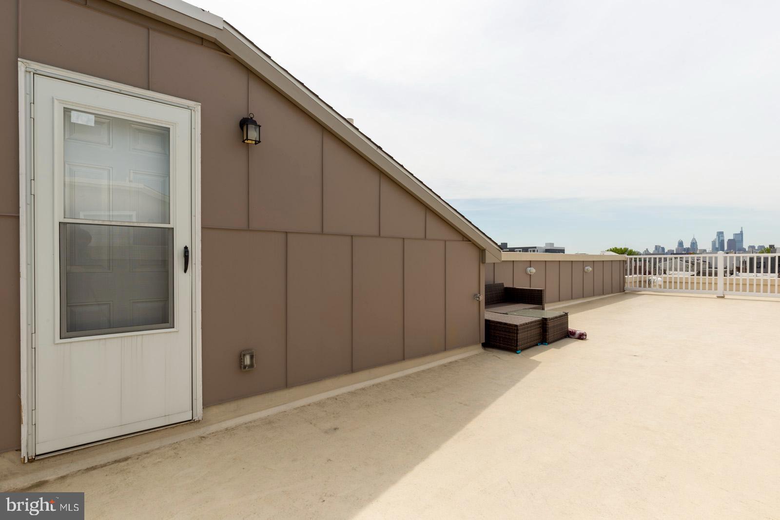 EAST KENSINGTON - Residential Lease