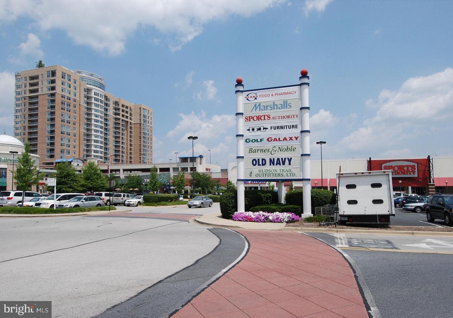 THE FORUM - Residential Lease