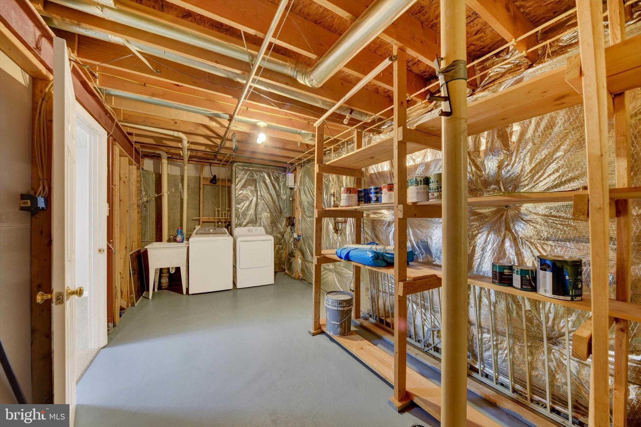 EATON SQUARE - Residential