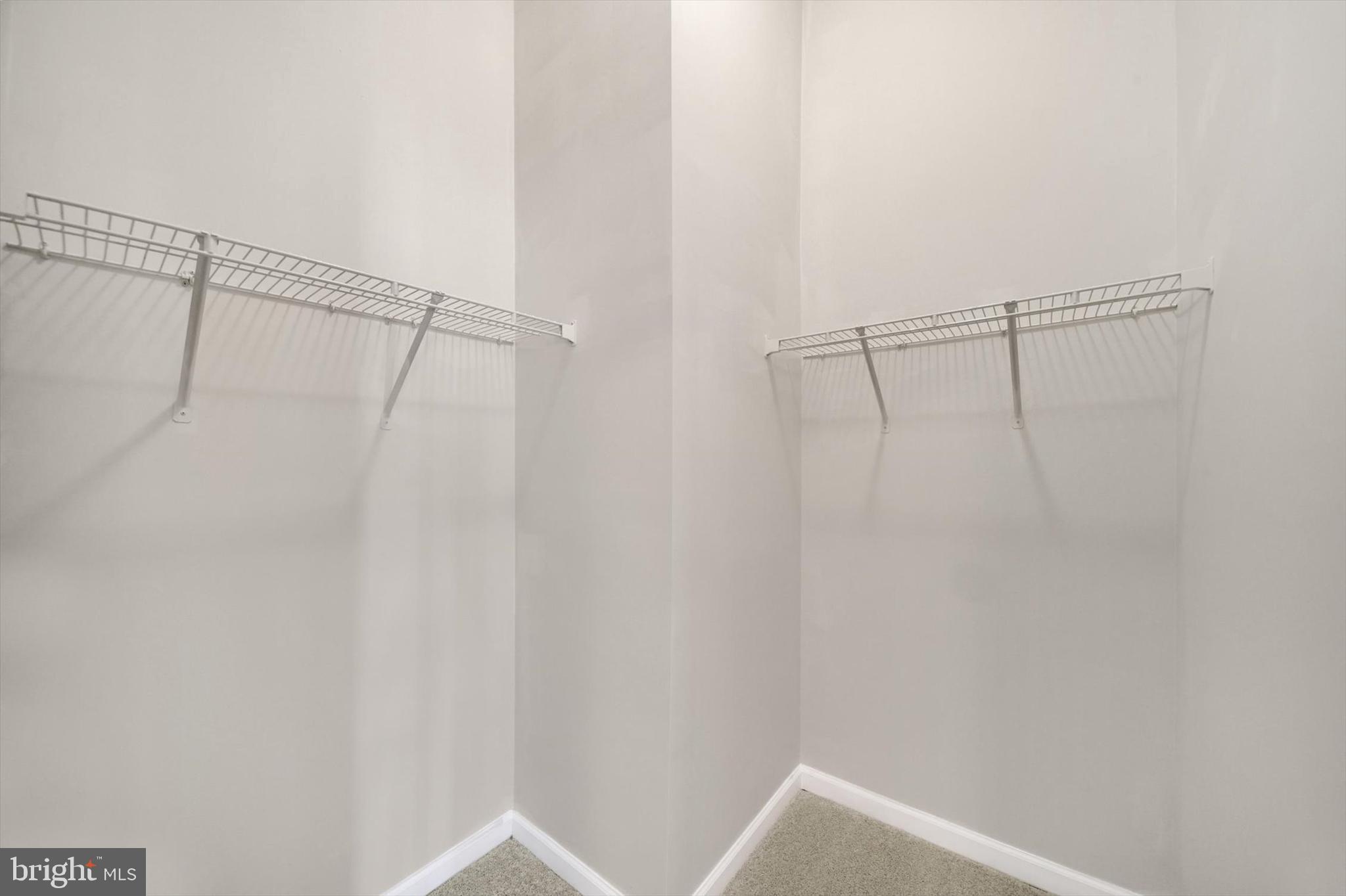 EATON SQUARE - Residential