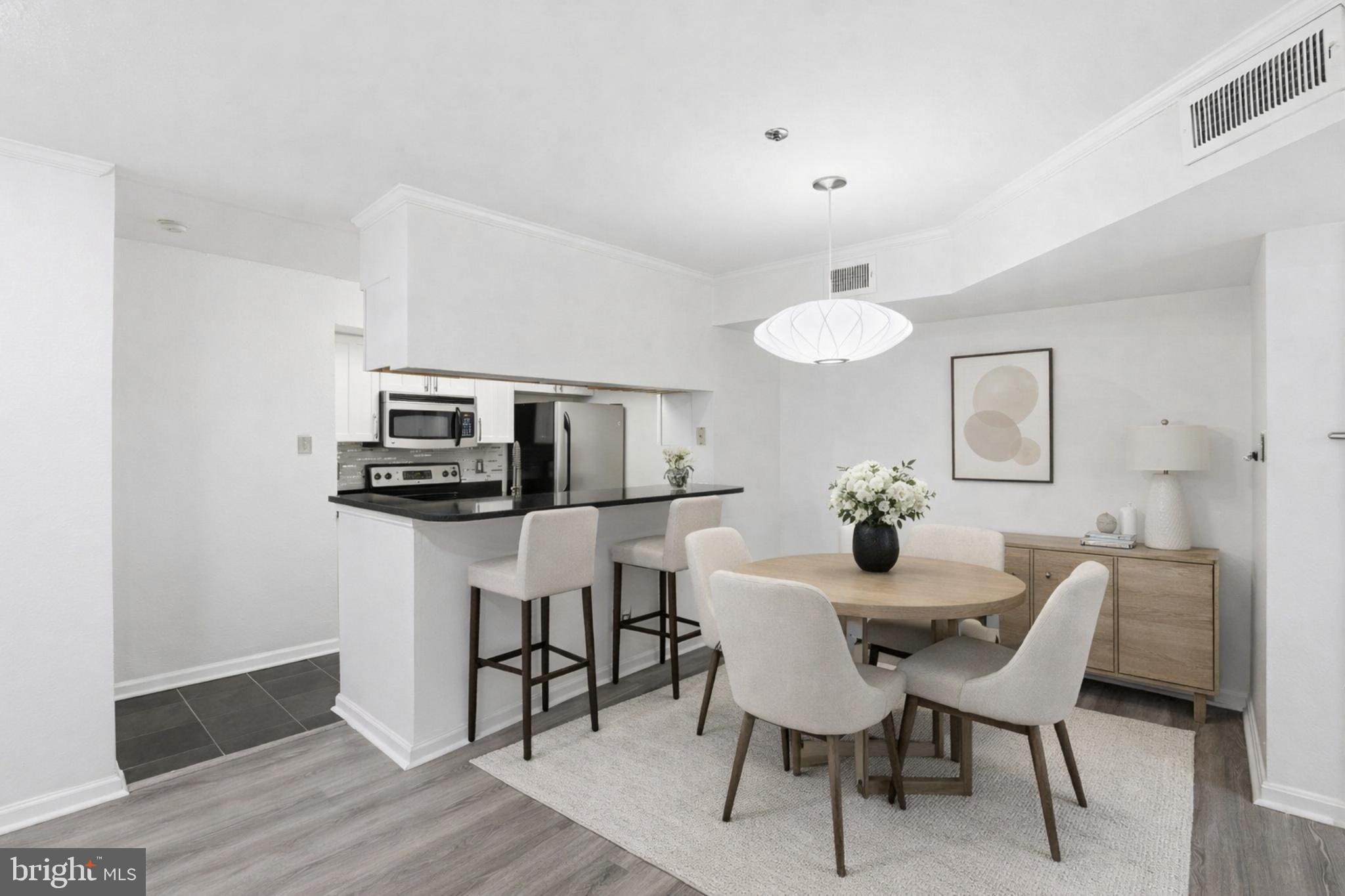 3309 WYNDHAM CIRCLE 1172