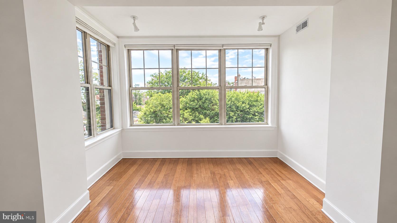 3220 17TH STREET NW 207