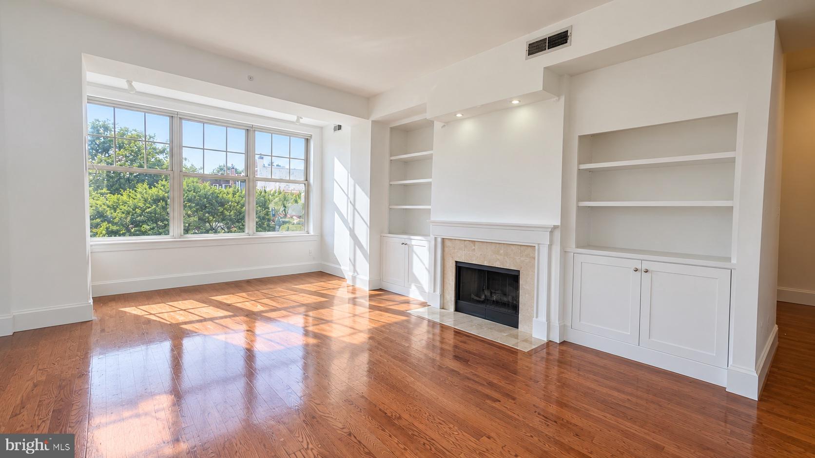 3220 17TH STREET NW 207