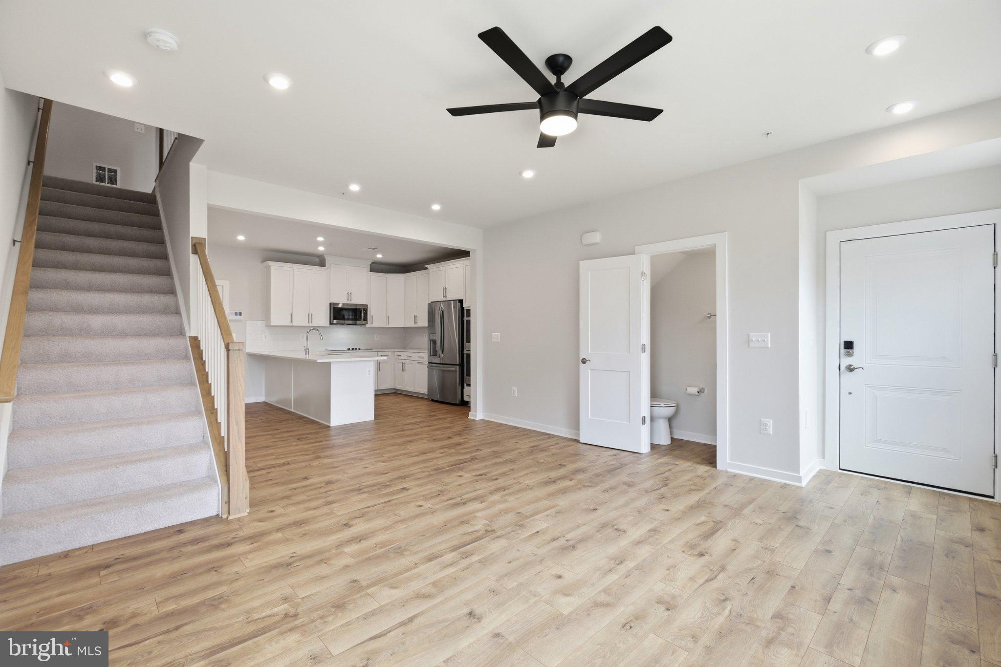 44481 WOLFHOUND SQUARE