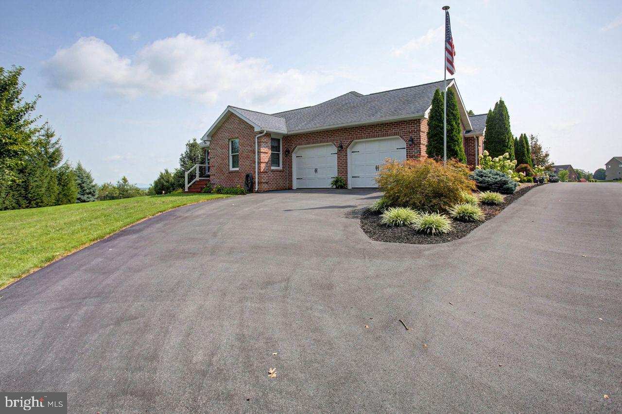 1403 MAJESTIC DRIVE