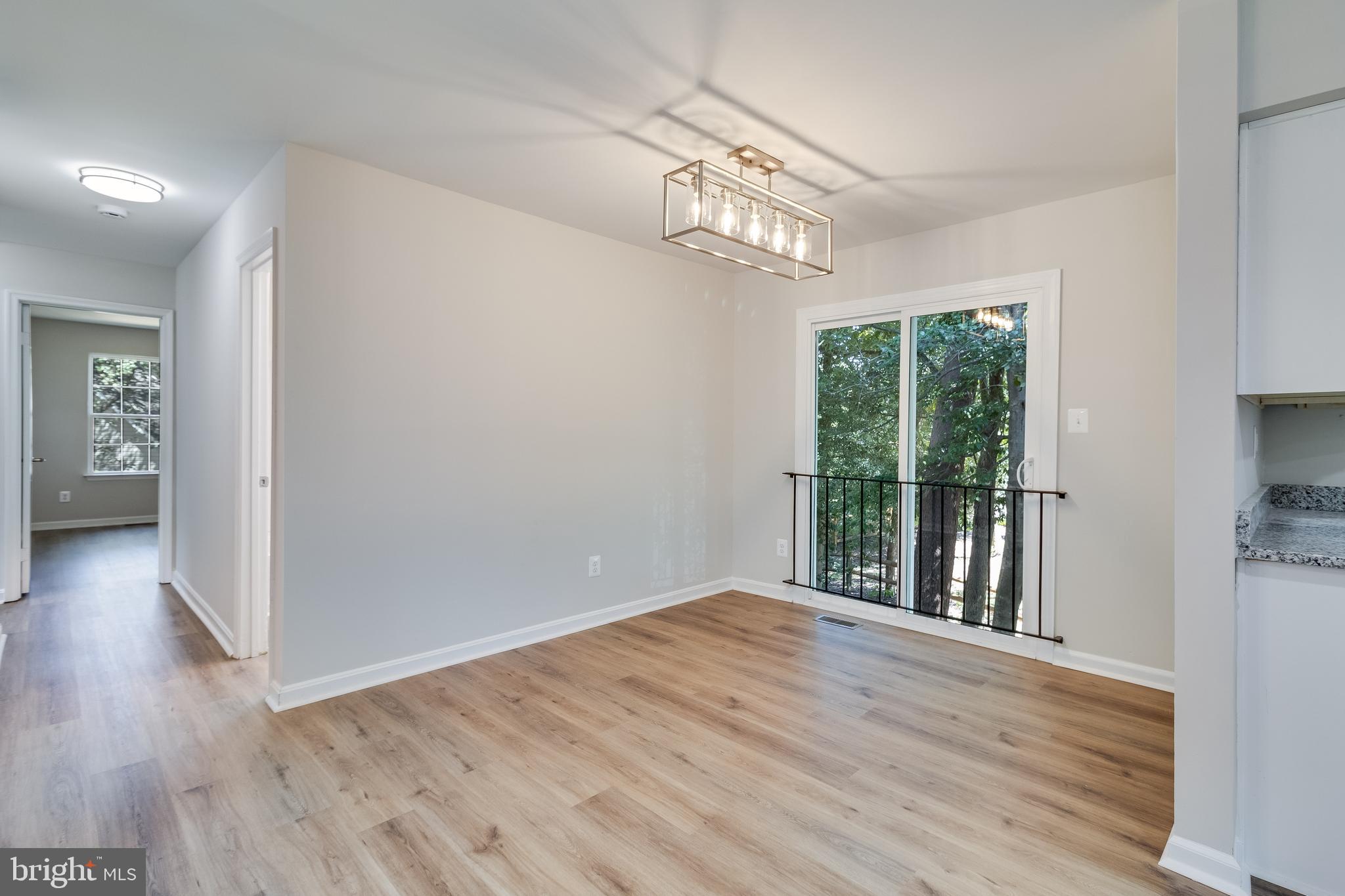 SENTRY WOODS - Residential