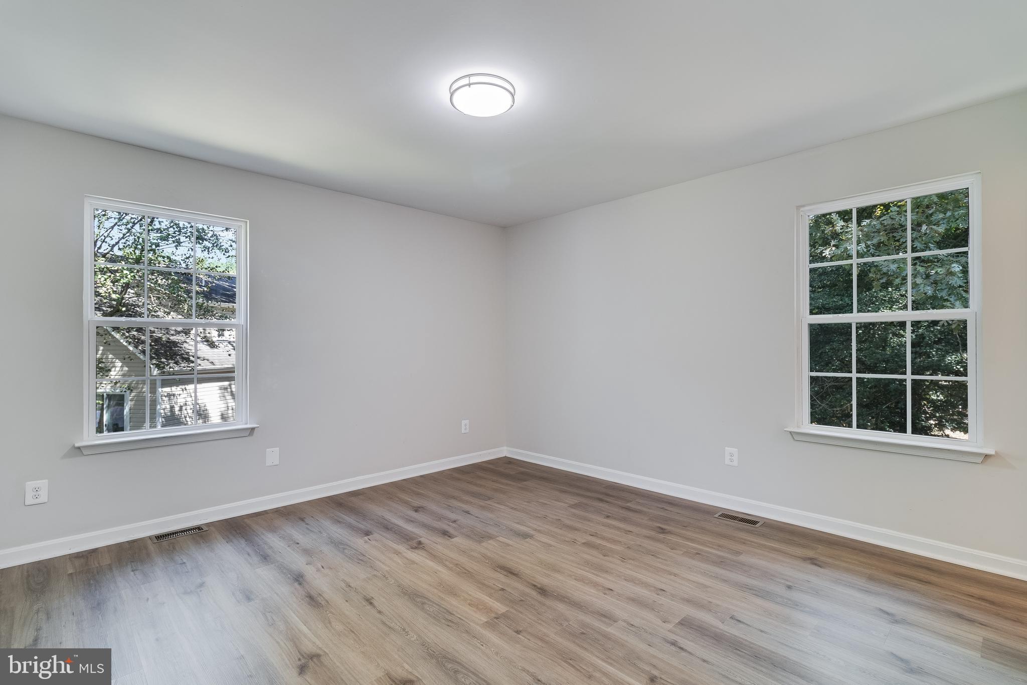 SENTRY WOODS - Residential