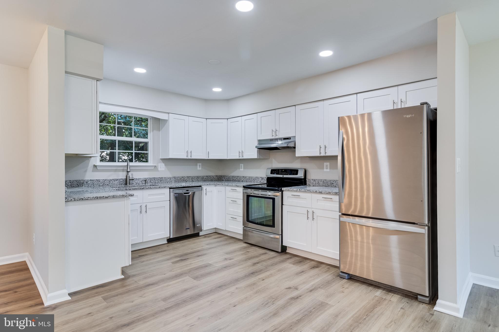 SENTRY WOODS - Residential