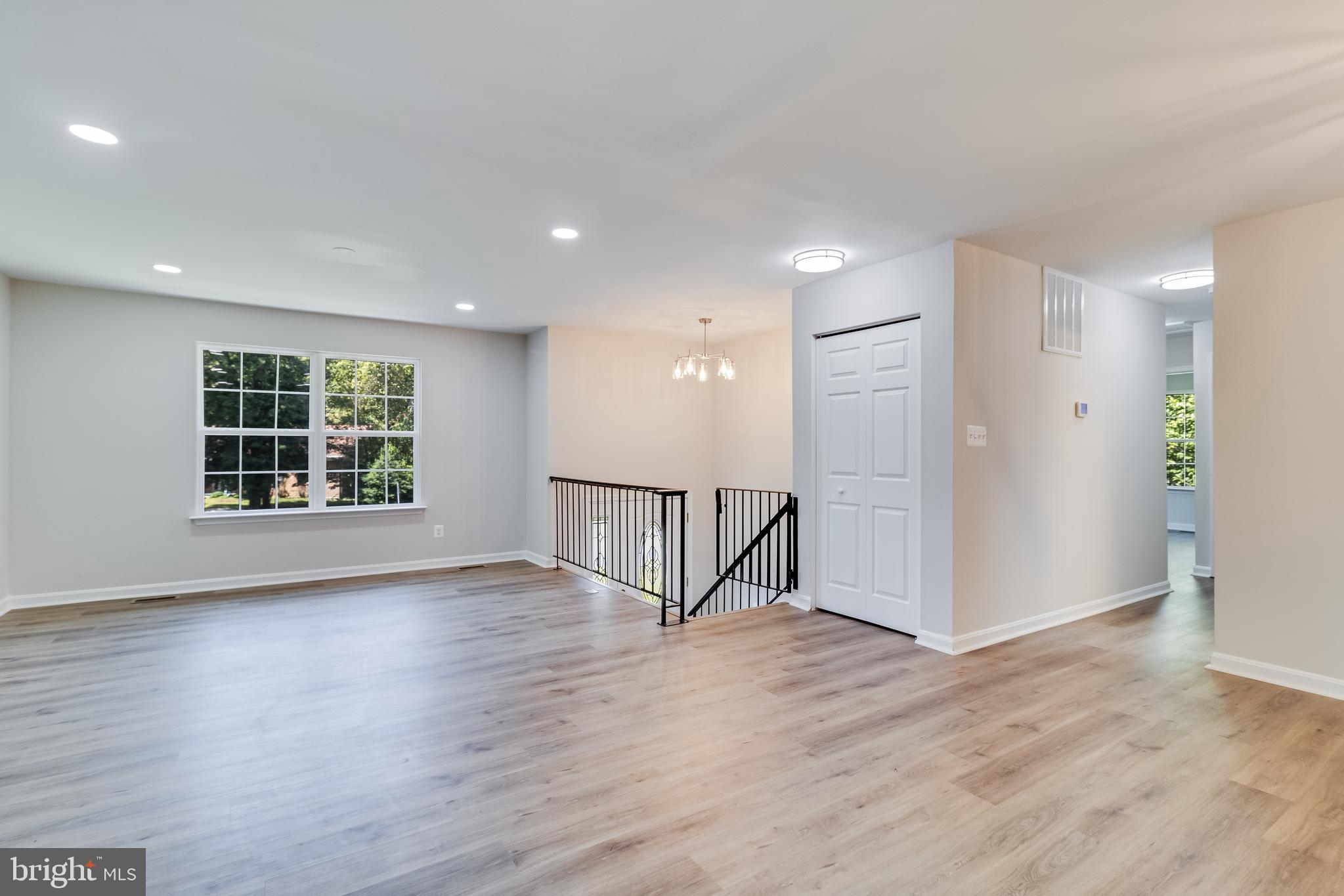 SENTRY WOODS - Residential