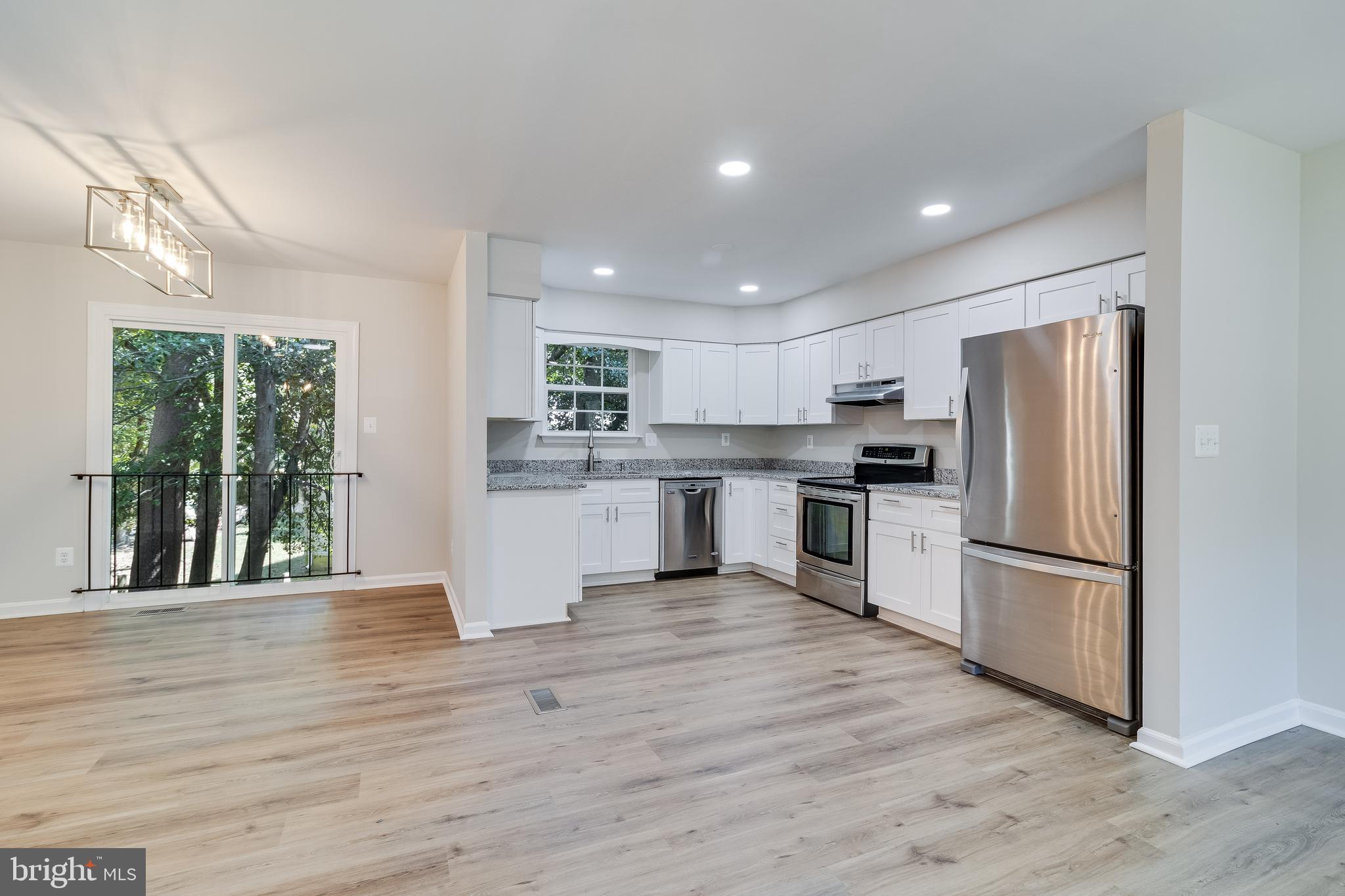 SENTRY WOODS - Residential