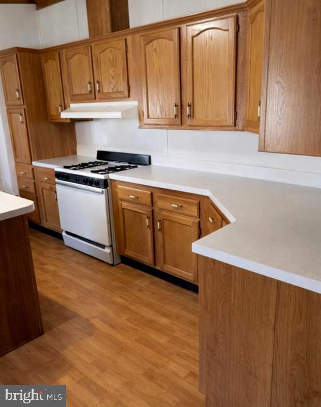 WAYSONS WOODS MANUFACTURED HOME COMMUNITY - Residential