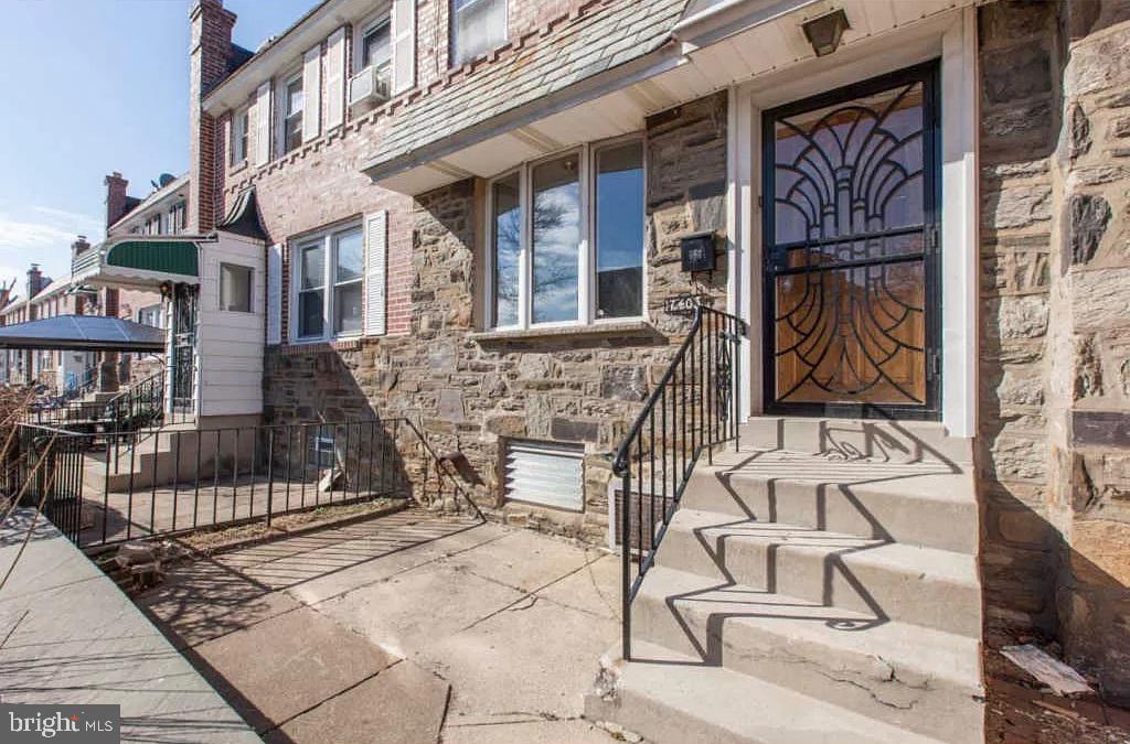 OVERBROOK - Residential Lease