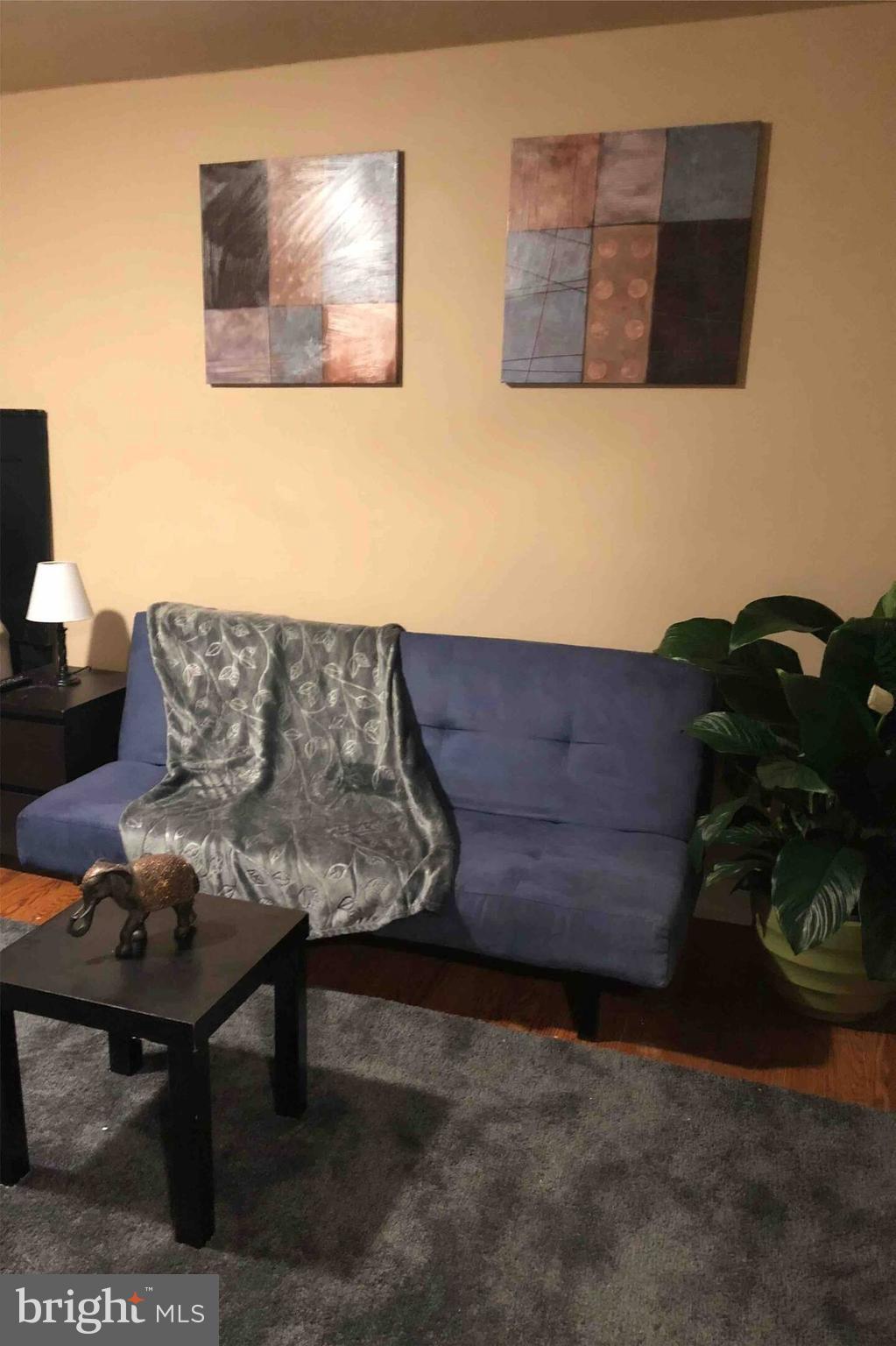 OVERBROOK - Residential Lease