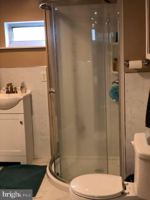 OVERBROOK - Residential Lease