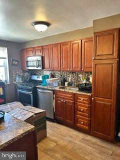 OVERBROOK - Residential Lease