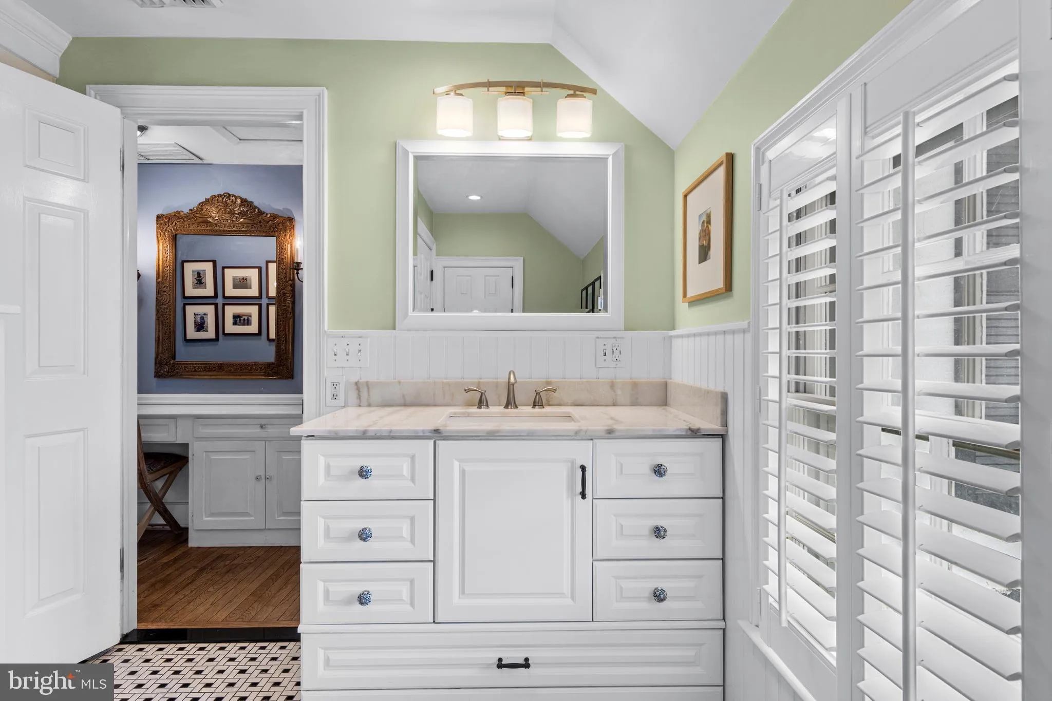 Wayne, Pennsylvania 19087, United States, 5 Bedrooms Bedrooms, ,5 BathroomsBathrooms,Residential,Pending,113639