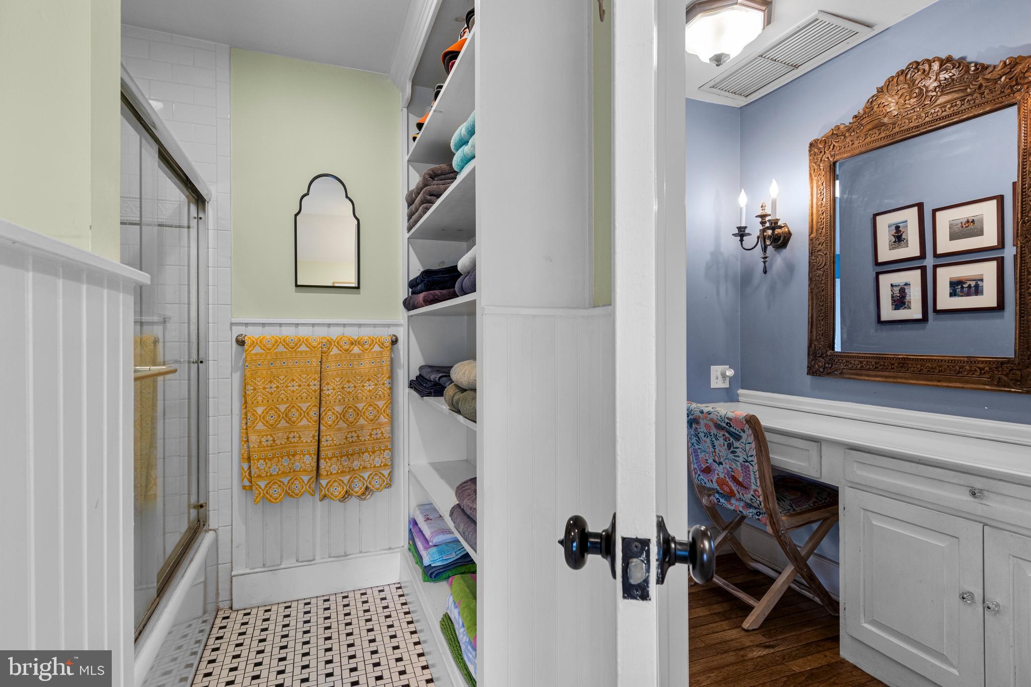 GLENHARDIE - Residential