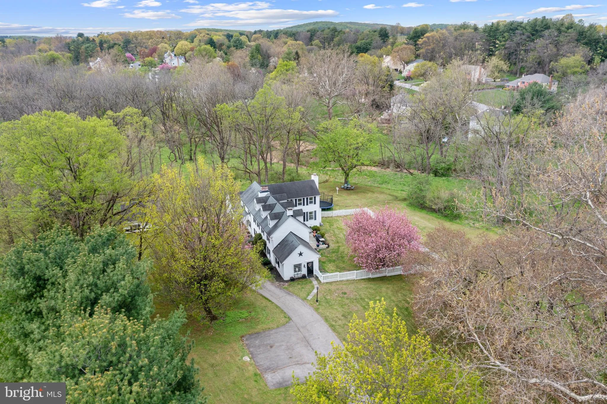 Wayne, Pennsylvania 19087, United States, 5 Bedrooms Bedrooms, ,5 BathroomsBathrooms,Residential,Pending,113639