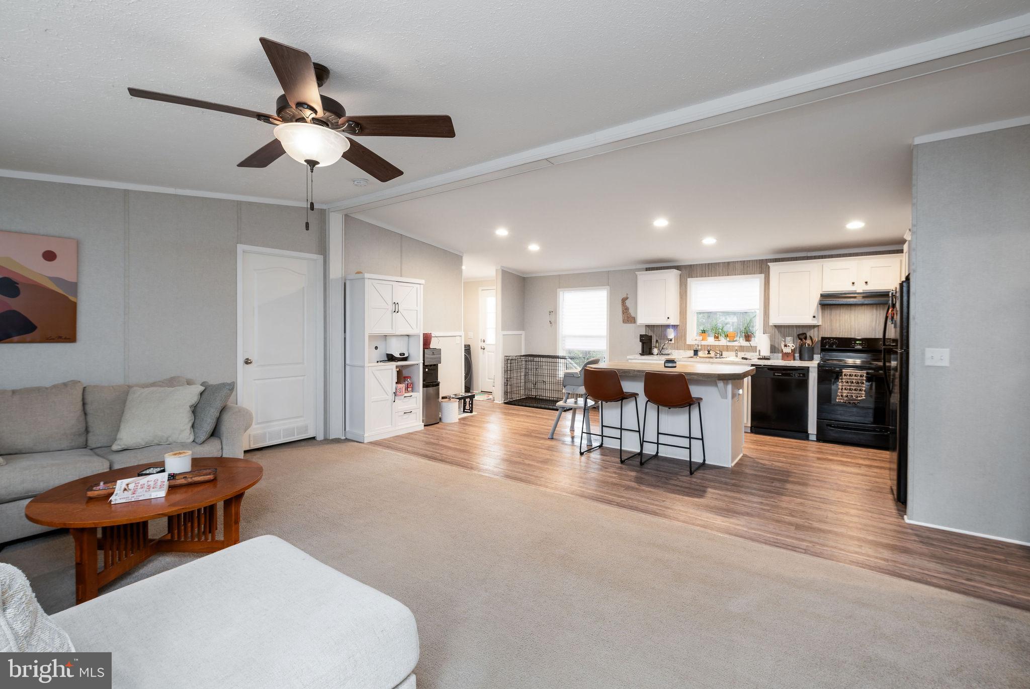 27294 LOOKOUT ROAD W32