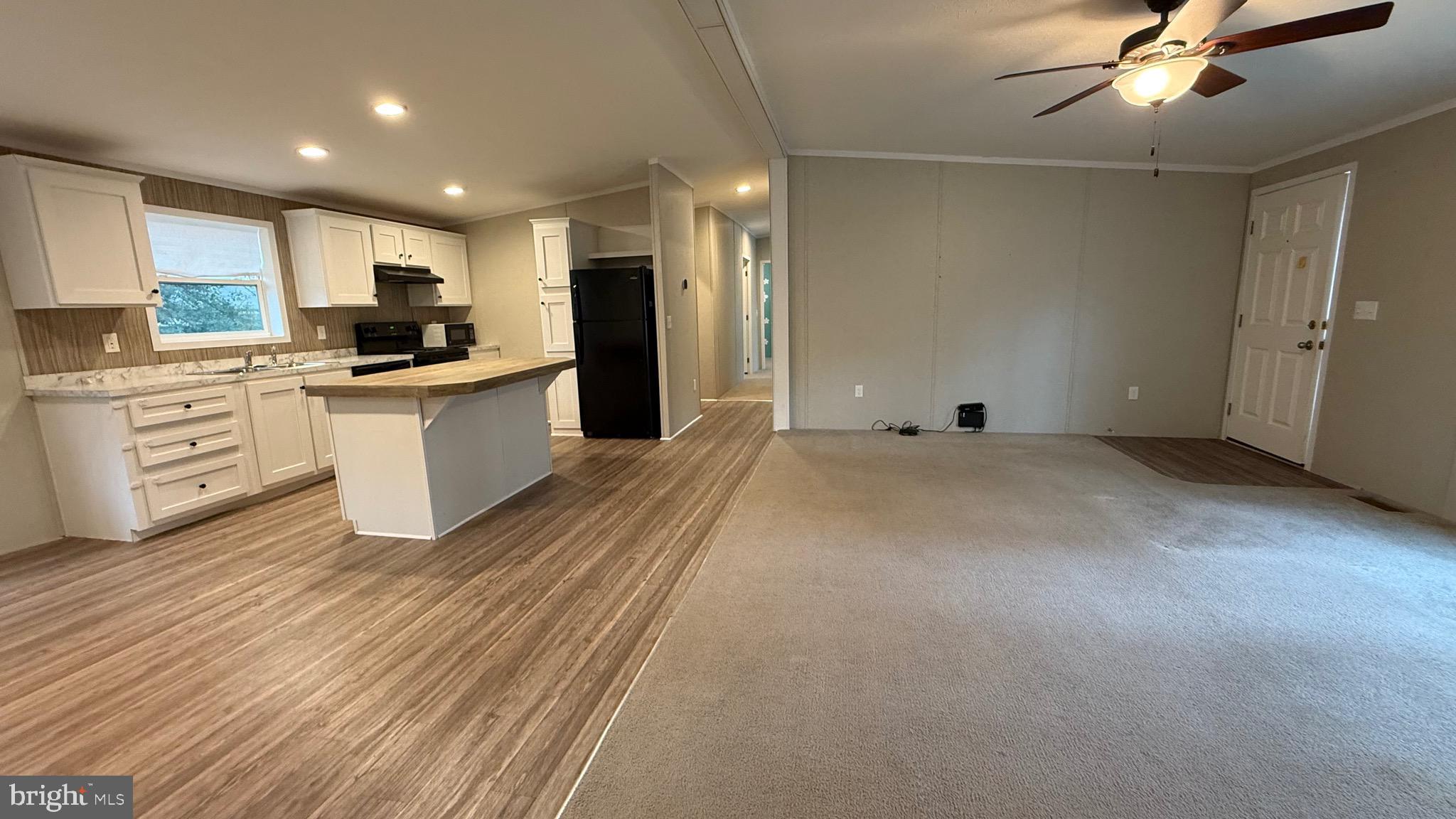 27294 LOOKOUT ROAD W32