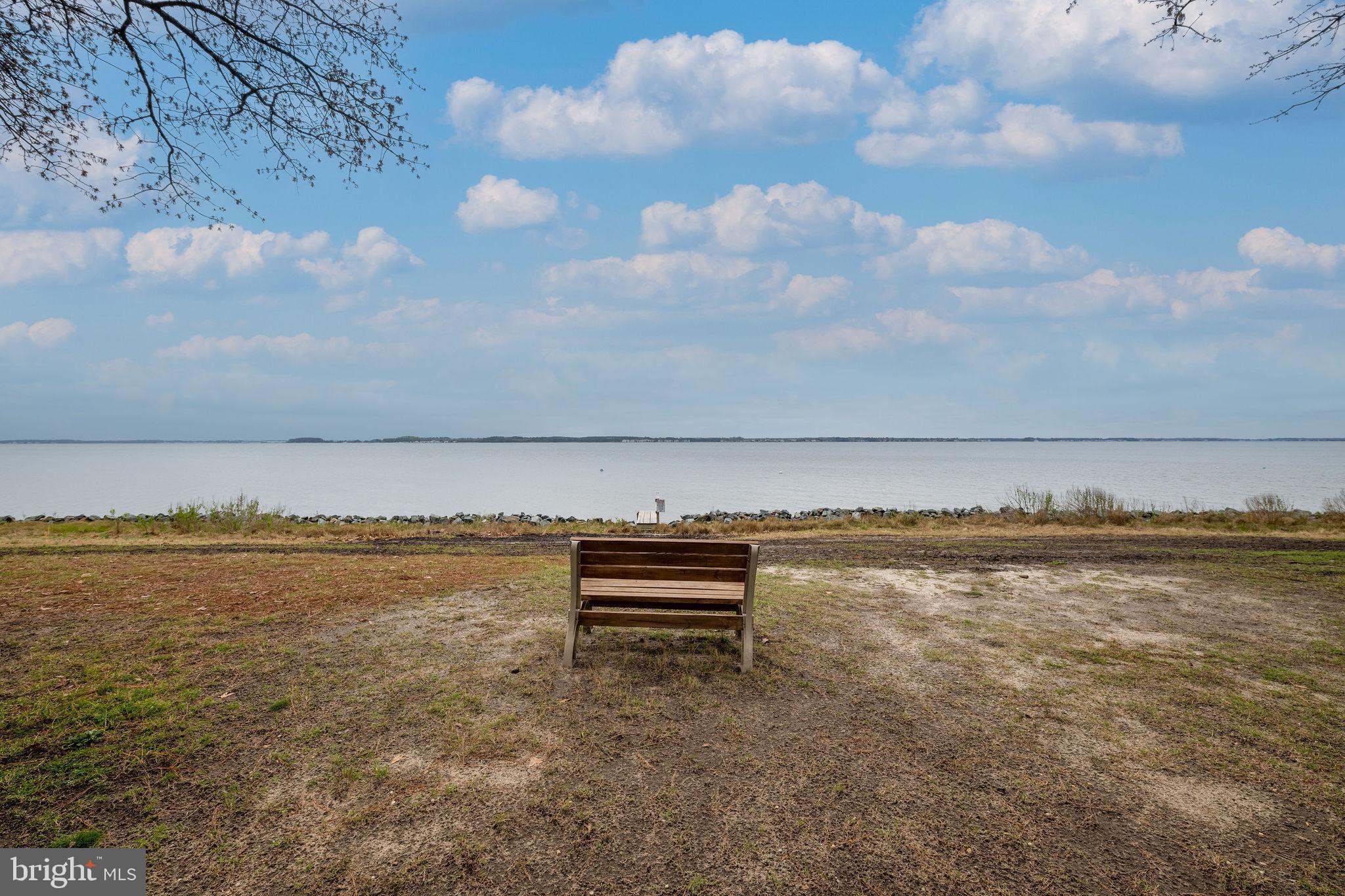 27294 LOOKOUT ROAD W32