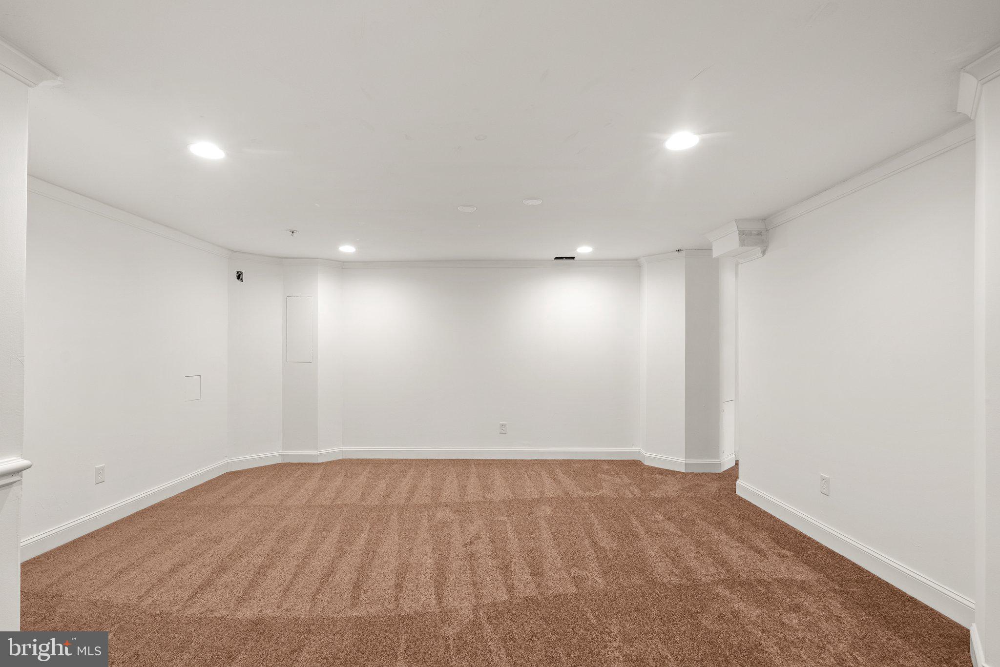 TARTAN SOUTH-PLAT FOUR> - Residential