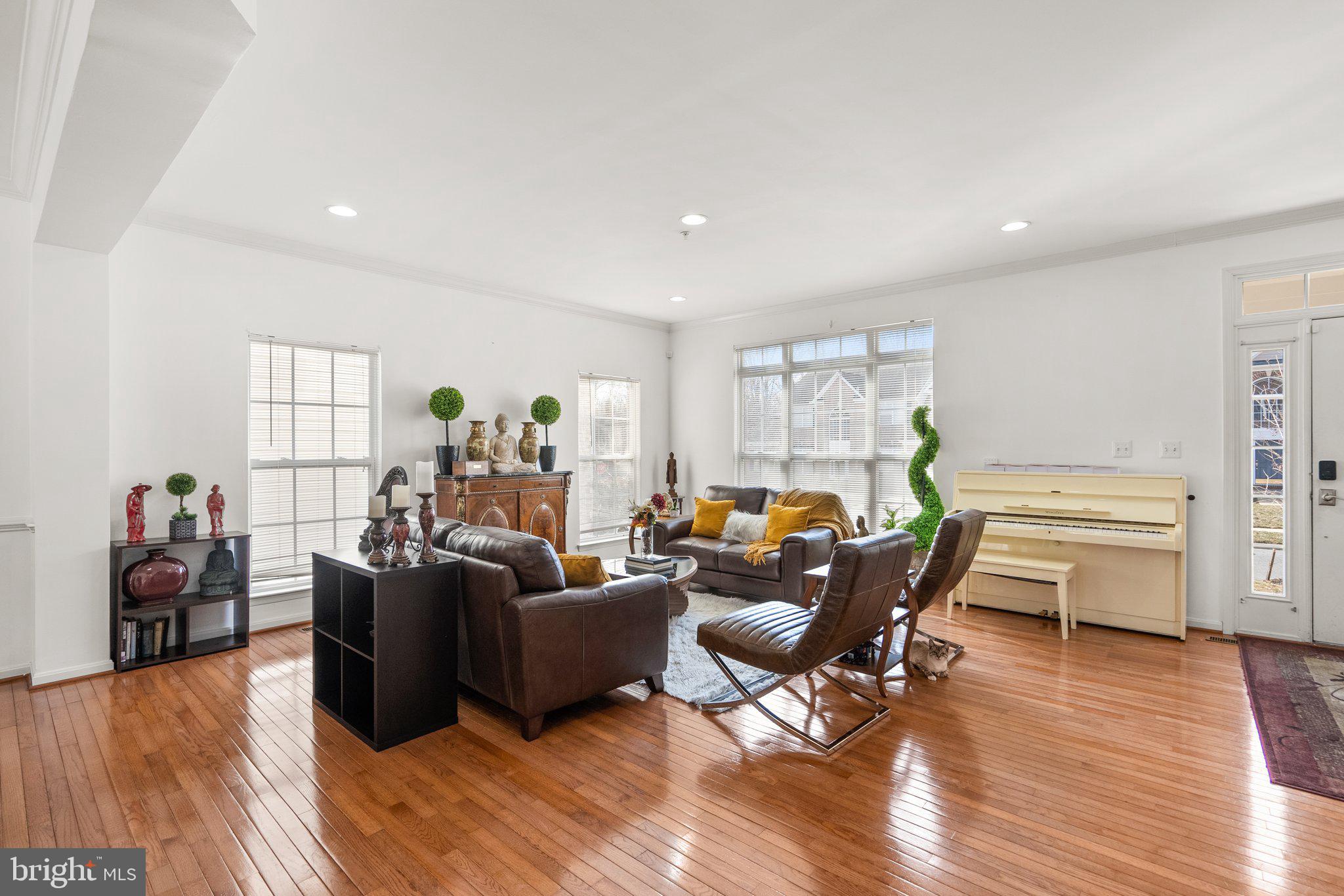 TARTAN SOUTH-PLAT FOUR> - Residential