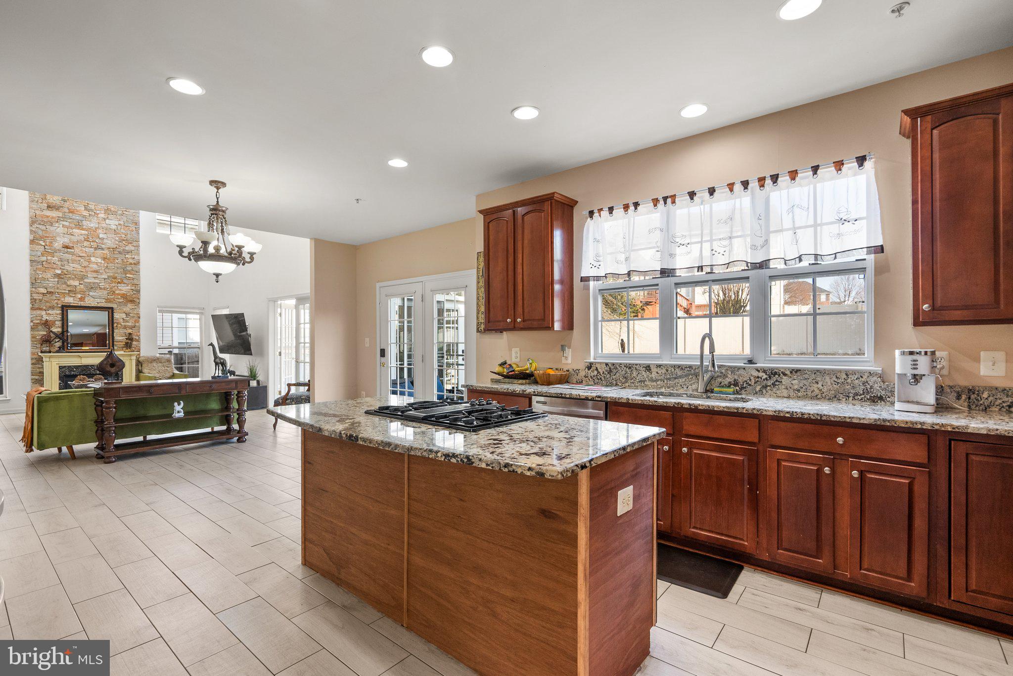 TARTAN SOUTH-PLAT FOUR> - Residential