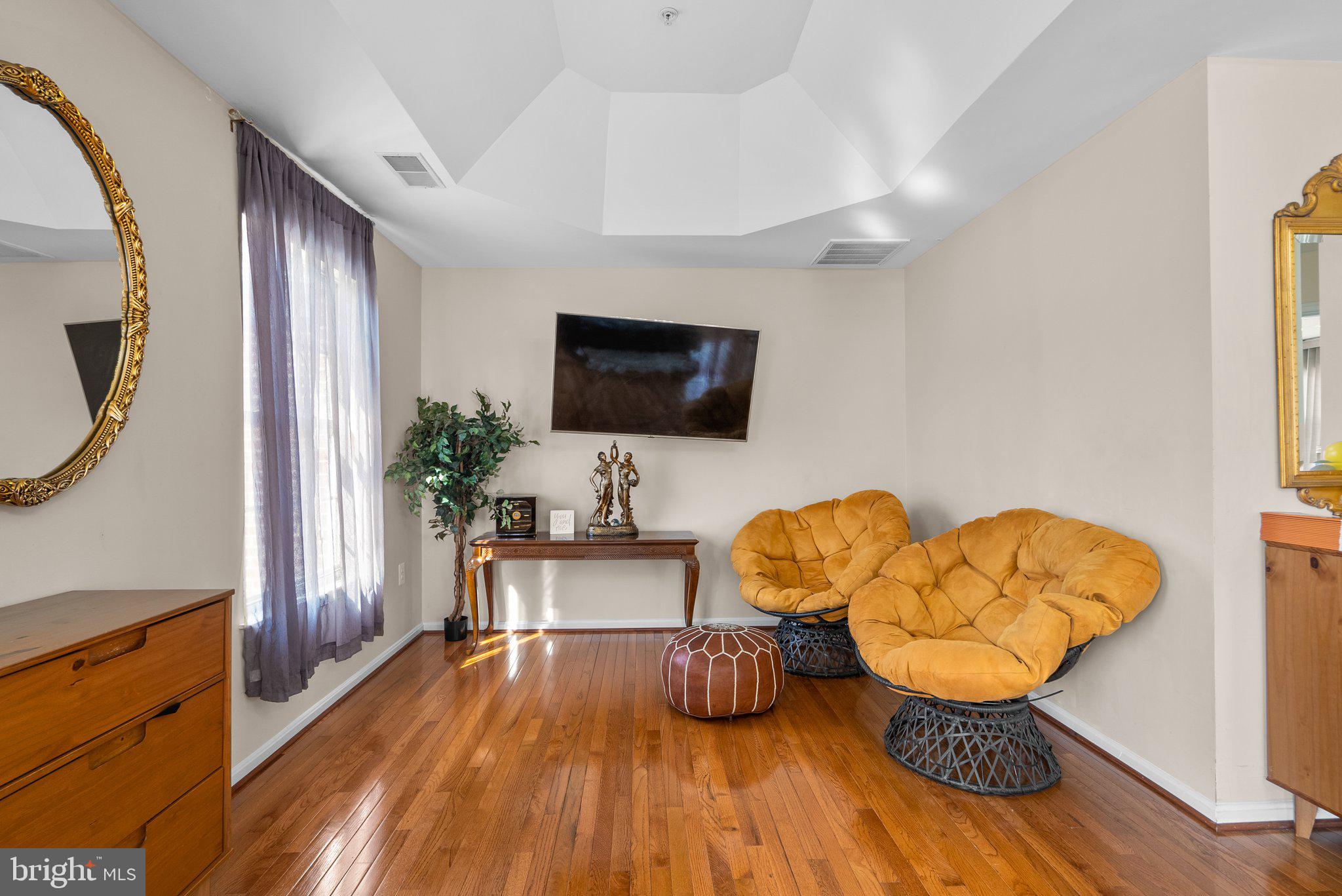 TARTAN SOUTH-PLAT FOUR> - Residential