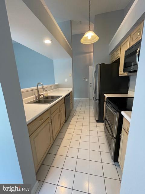 GREENSPRING EAST - Residential Lease