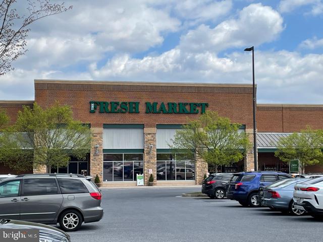 GREENSPRING EAST - Residential Lease