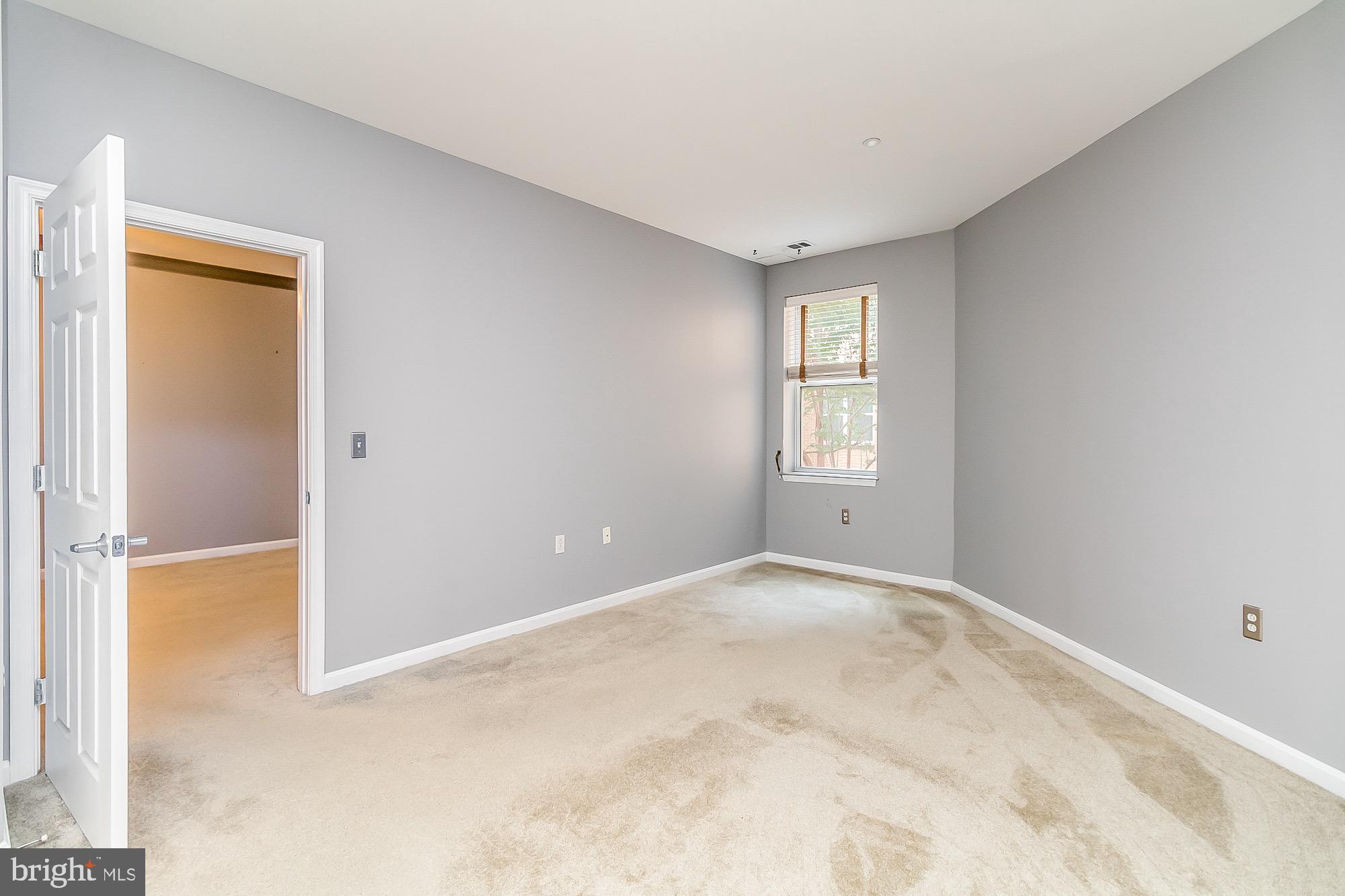 PIERSIDE AT HARBORVIEW - Residential