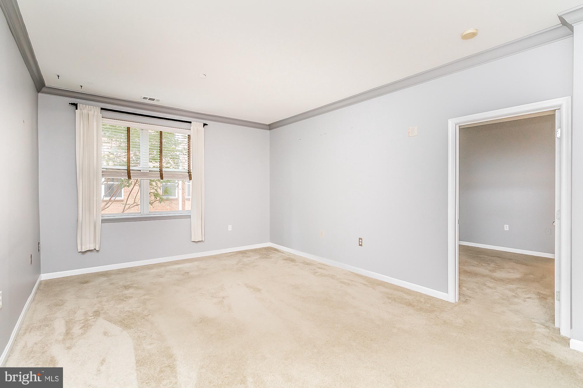 PIERSIDE AT HARBORVIEW - Residential