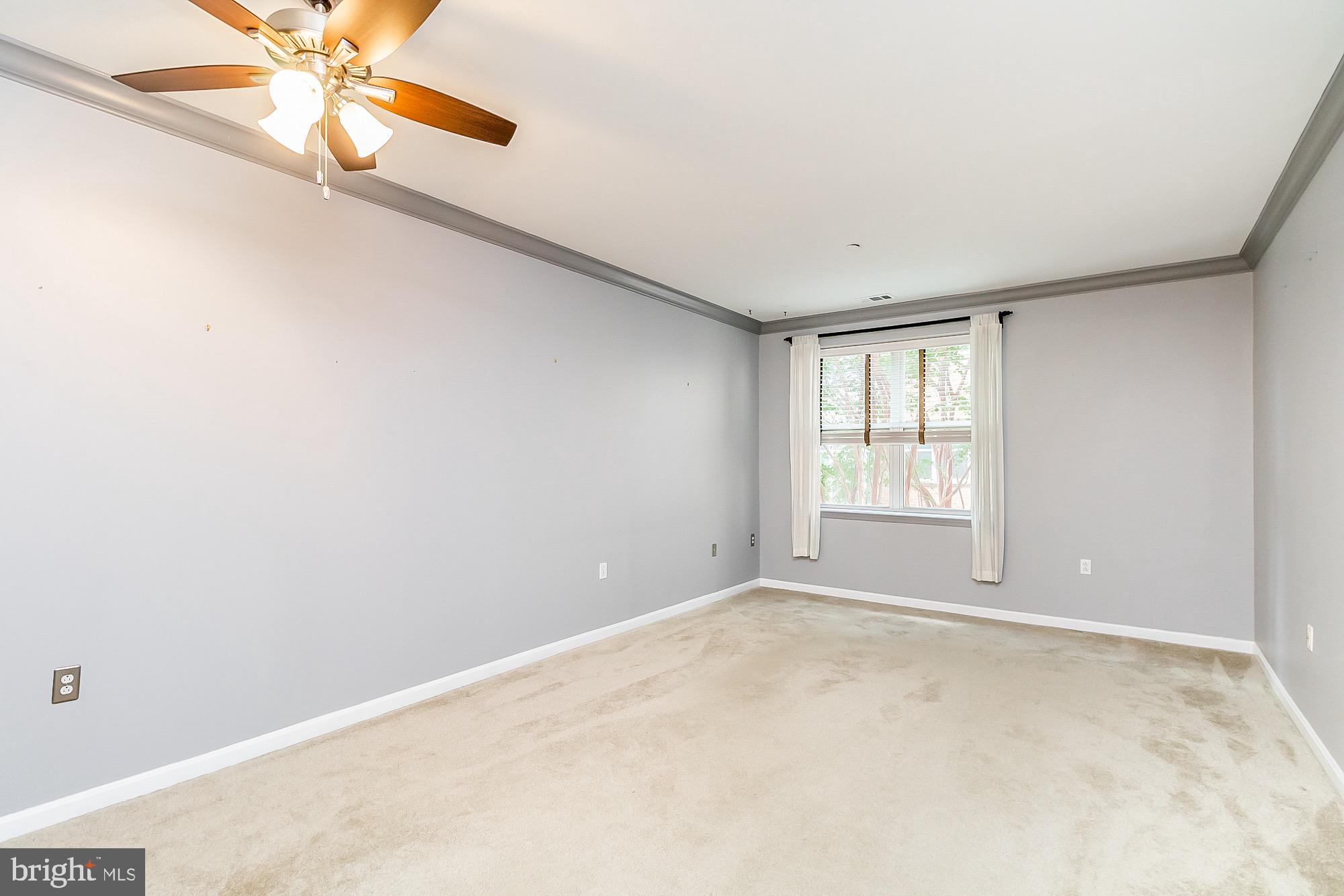 PIERSIDE AT HARBORVIEW - Residential