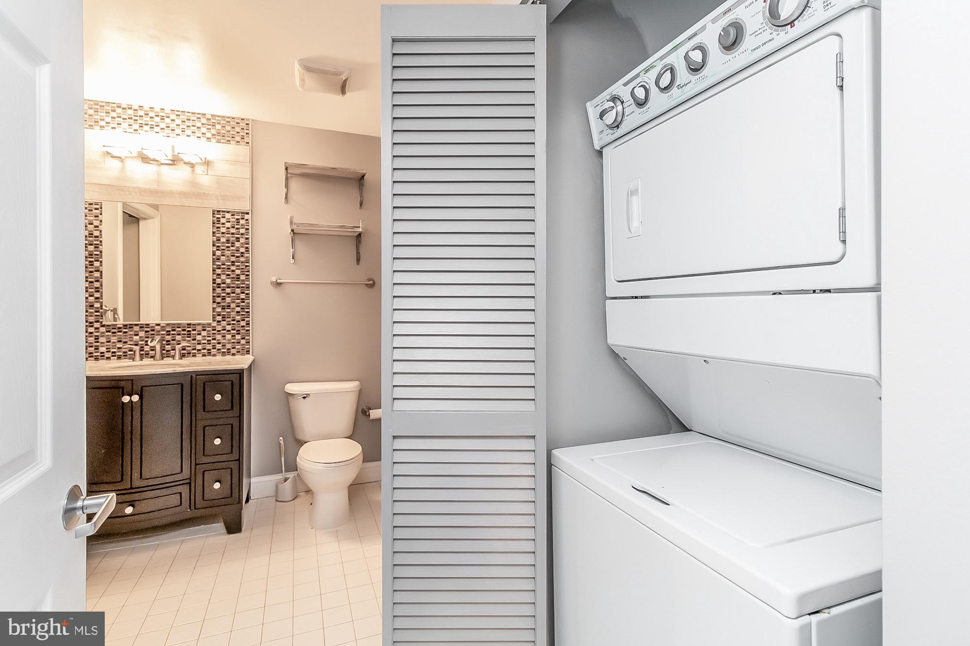 PIERSIDE AT HARBORVIEW - Residential