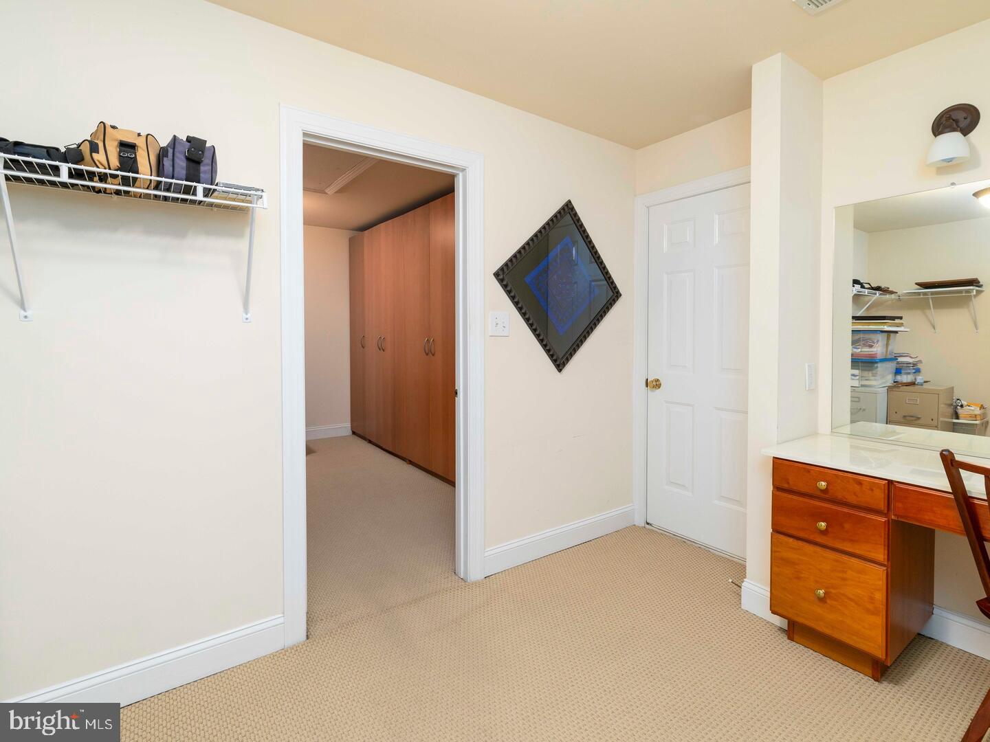 MEADOWBROOK - Residential