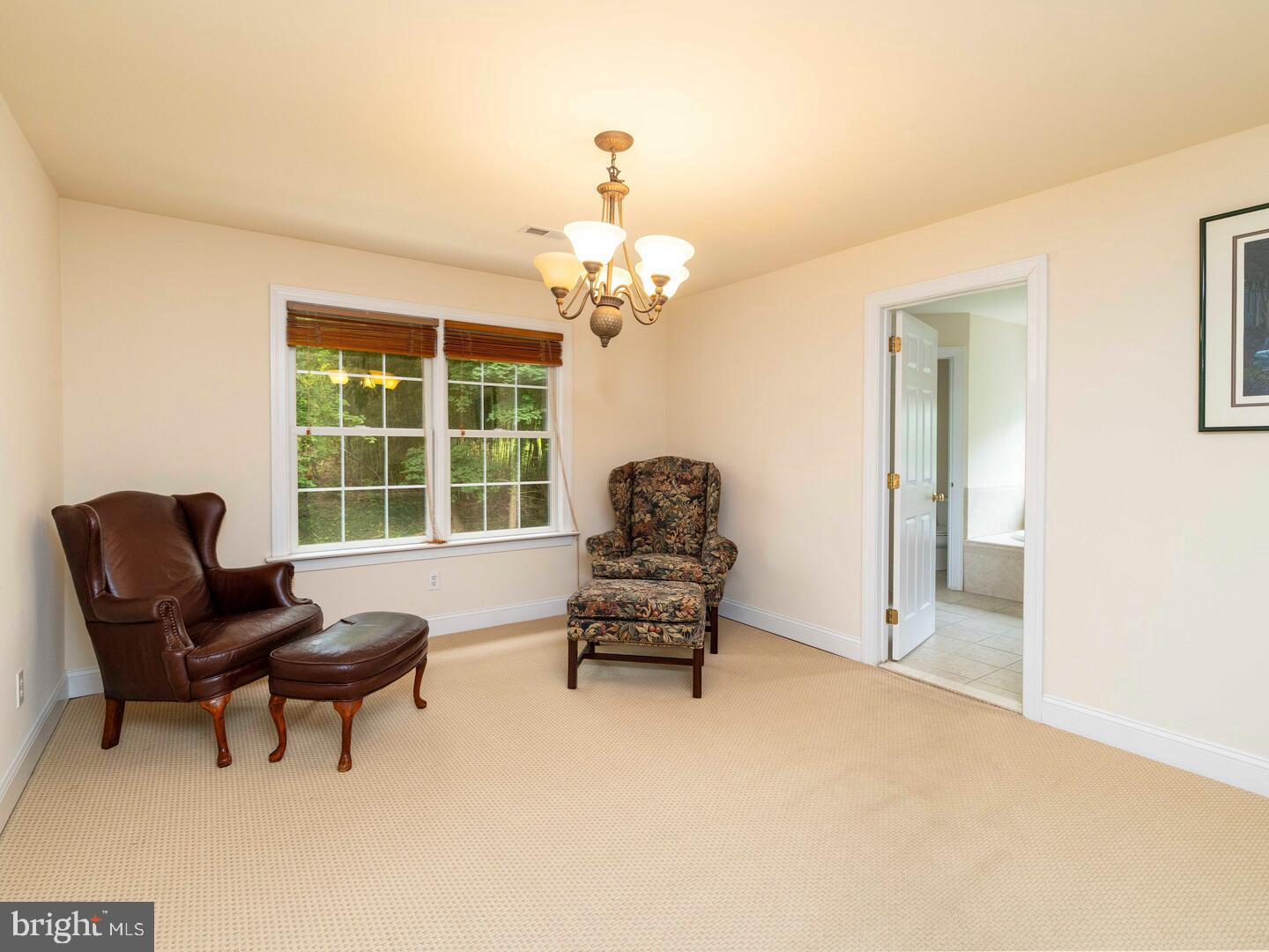 MEADOWBROOK - Residential