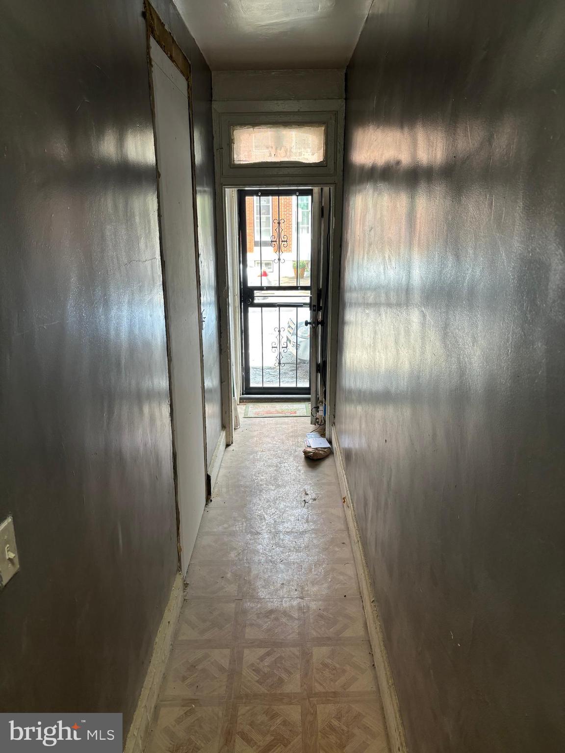 JOHNSTON SQUARE - Residential