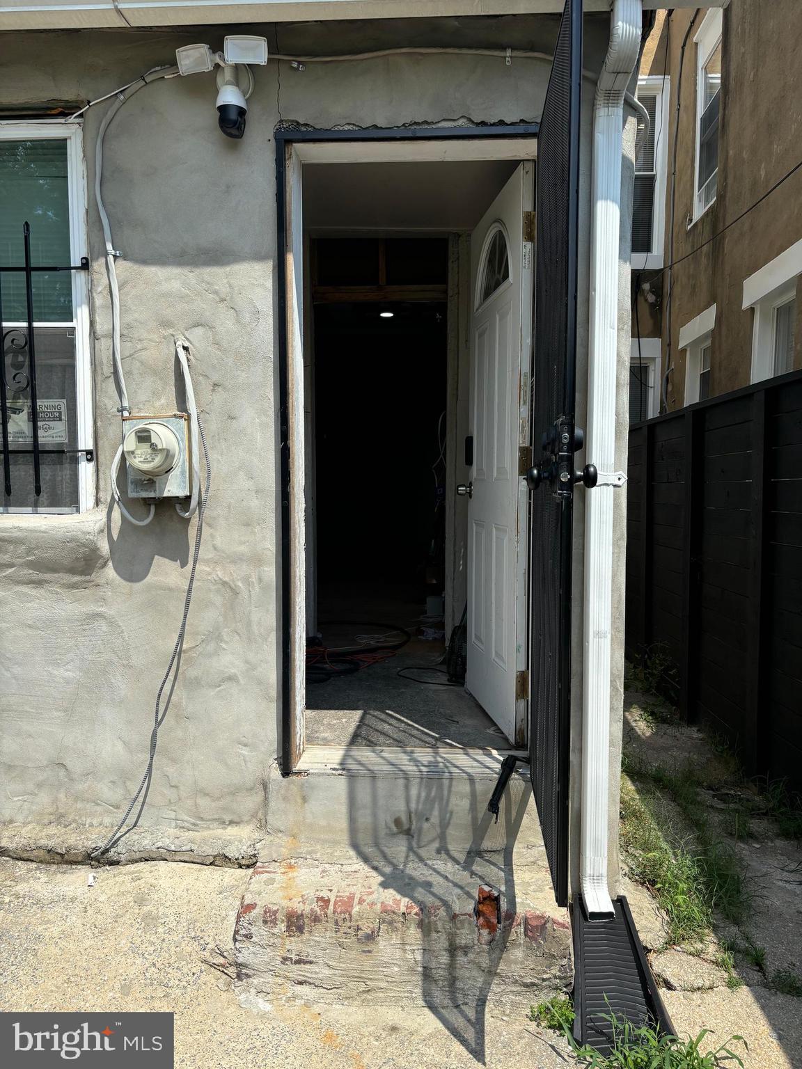 JOHNSTON SQUARE - Residential