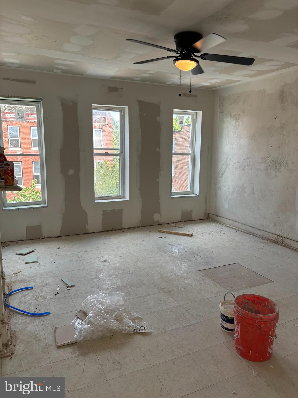 JOHNSTON SQUARE - Residential