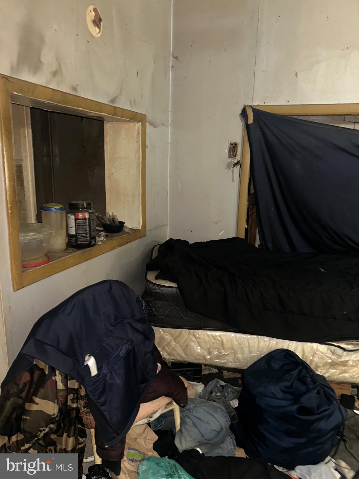 FRANKFORD - Residential Income