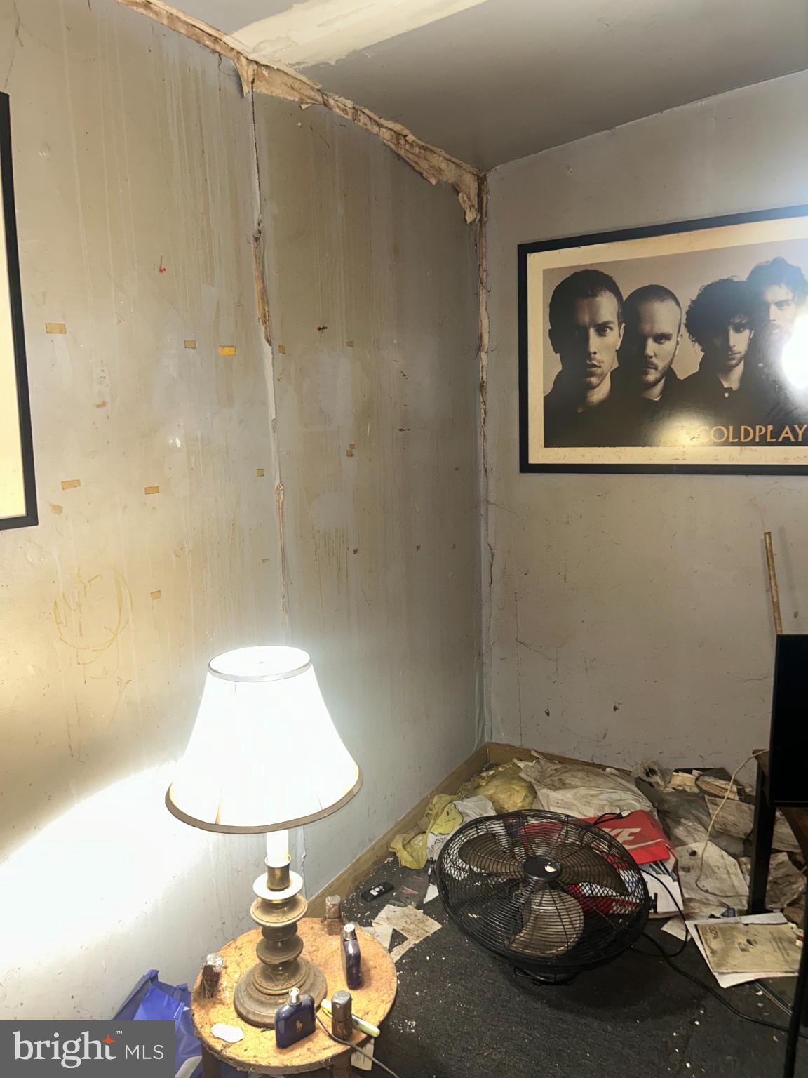 FRANKFORD - Residential Income