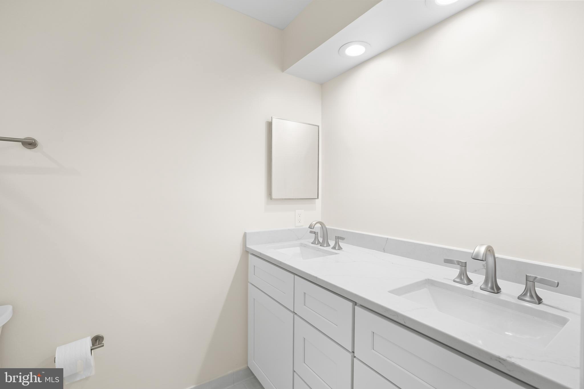 ASHTON HEIGHTS - Residential