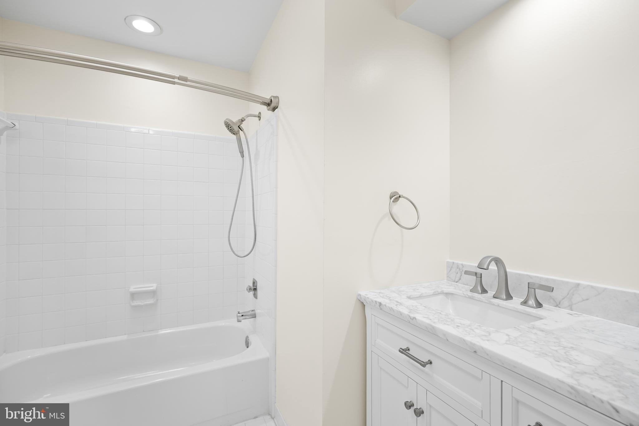 ASHTON HEIGHTS - Residential