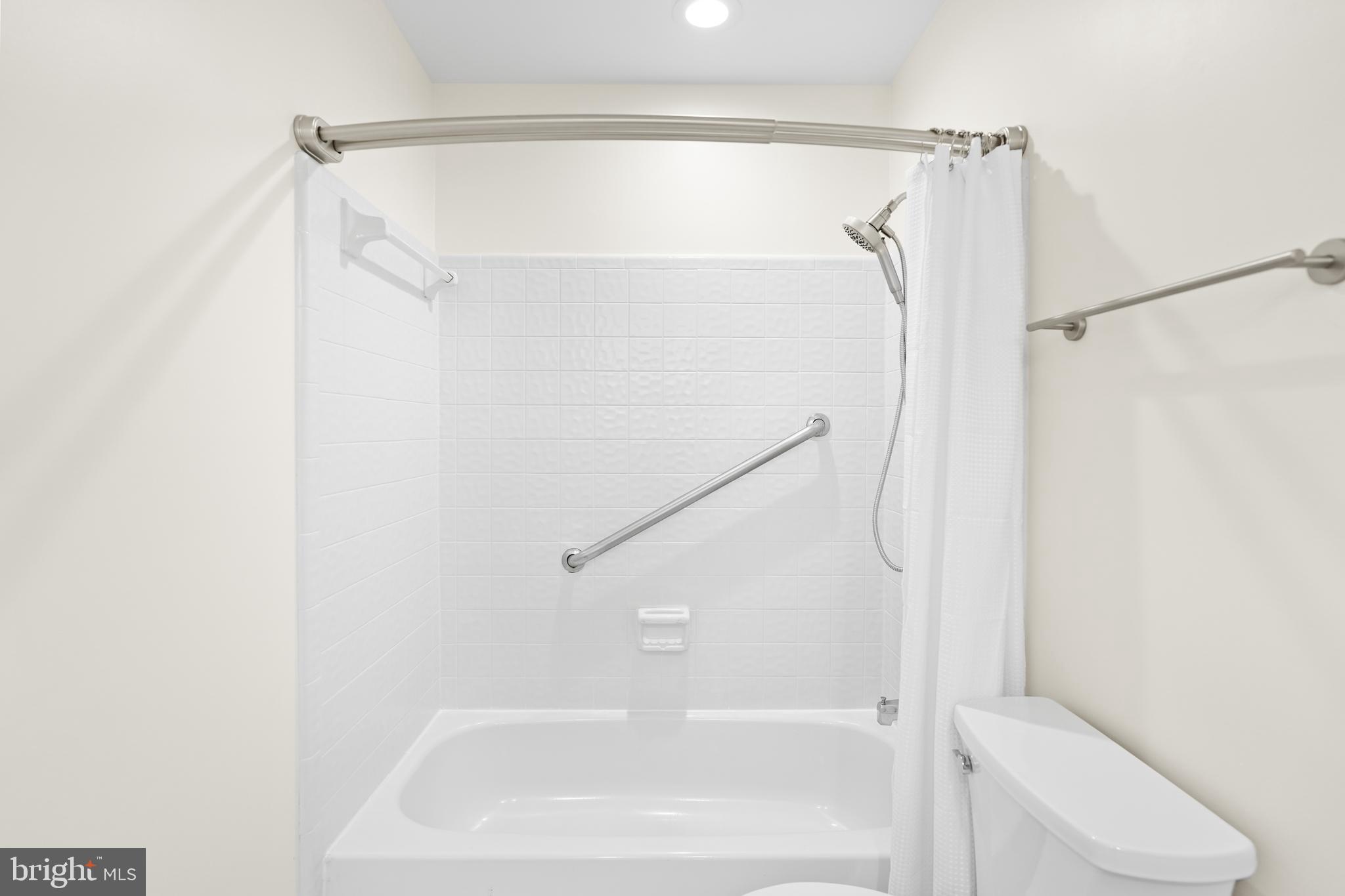 ASHTON HEIGHTS - Residential