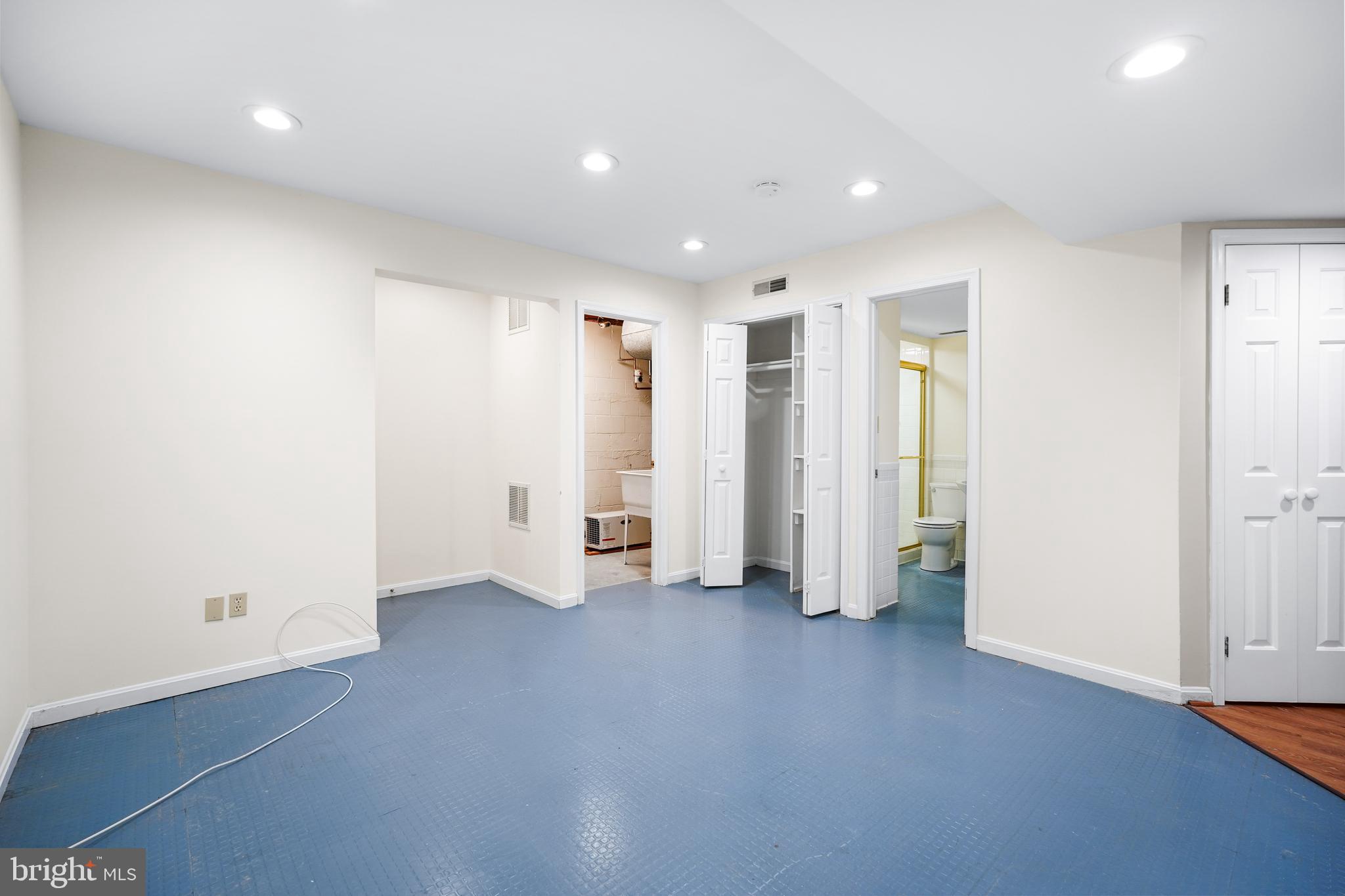 ASHTON HEIGHTS - Residential