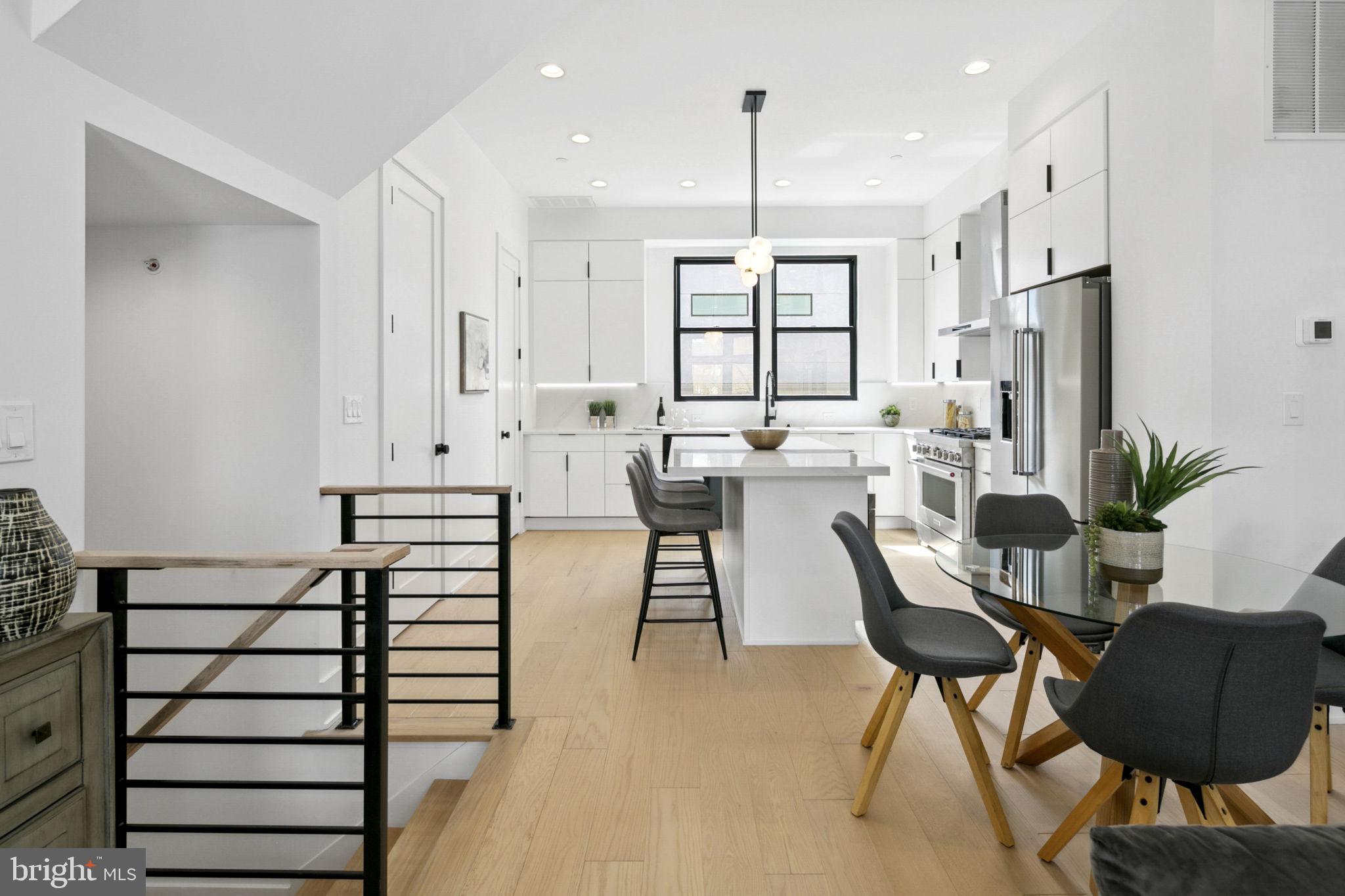 CLARENDON - Residential