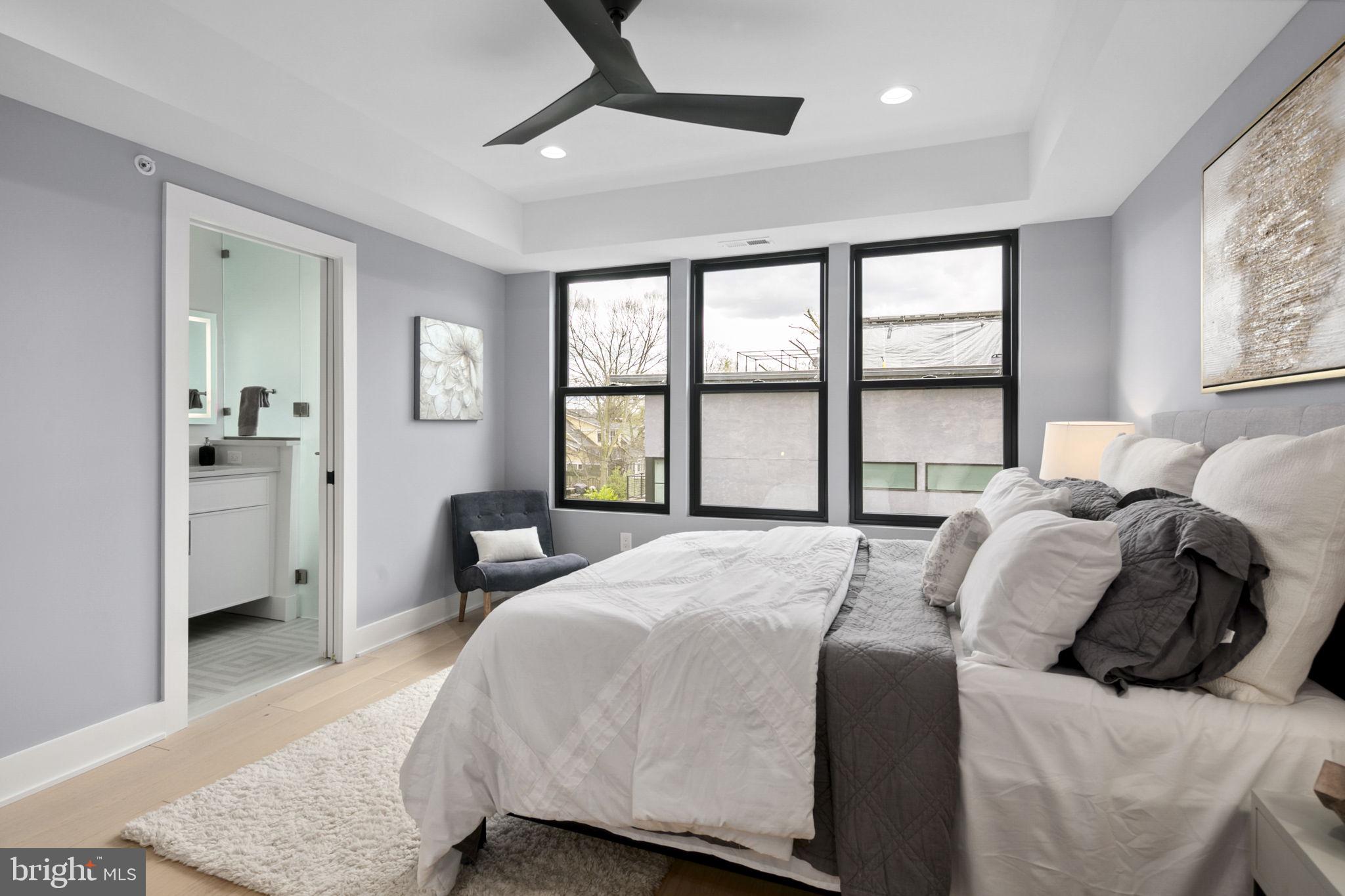 CLARENDON - Residential